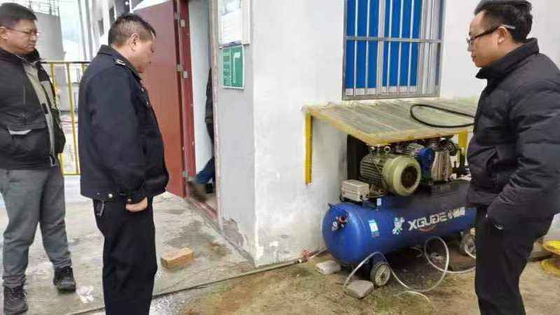 武穴市環保執法四中隊高效響應，解決群眾關切環境問題